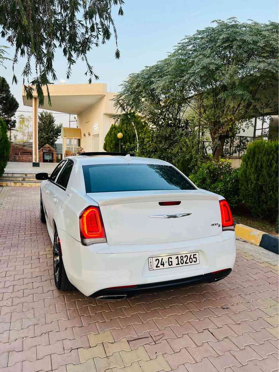 🇱🇷الامريكي
اوباما  S300   
موديل2018 فول مواصفات 
محرك v6 3600
السيارة جديدة بكل معني 
مواصفات 
بصمة
تشغيل عن بعد
كامره خلفي دوارة
كشن جلد
كشن كهربائي سائق
كشن كهربائي السكن
كشنات تدفئة 
ويل عنكبوت البلادي
كير استيرن
شاشه جبيرة 
بيه إصبعين صبغ فقط اثار شخط 
سعر 295 مجال بسيط 
 مكان سيارة كركوك *********** 
اوباما موديل 2018 
سيارةكةي زور خاوينه فول مواصفاتي S كركوك, العراق
