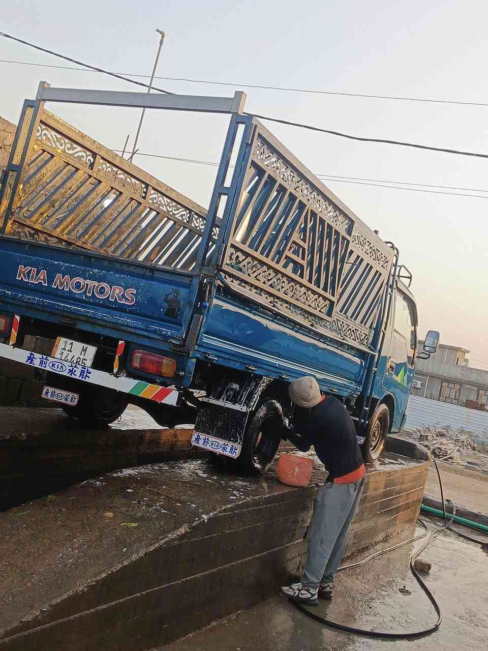 سلام عليكم
للبيع كيه فنتيره مديل 99 سياره جديده بمعنه لكلمه وبلاديه من طول لطول بلاديه شوفت عينك 

مكينه جديده 3000

كير جديد

اكسل جديد

شاصييي خير من الله ورقم شاصي هم خير من الله ماكو سياره بمديلها شايله هيج شاصي منكد ما جديد 

رقم بغداد هزه جديده تحويل مباشر

كهربائيات جاهزه

تخم تاير جديد

صدر جديد شرط ترايها مال عموش منكد ما ناعمه ولا طركعه بل بدي ولا صوت ناعمه فوك متتصور

وسياره بلاديه لا صبغ ولا تبديل

مكان سياره بغداد تاجي.  سعر. ب73 وبيها مجال بسيط
رقم.
***********

ولميعجبه سعرها خلي يعبر لمنشور. لئن سياره نضيفه حيل يشهد الله وكلشي اكو بل سوك
