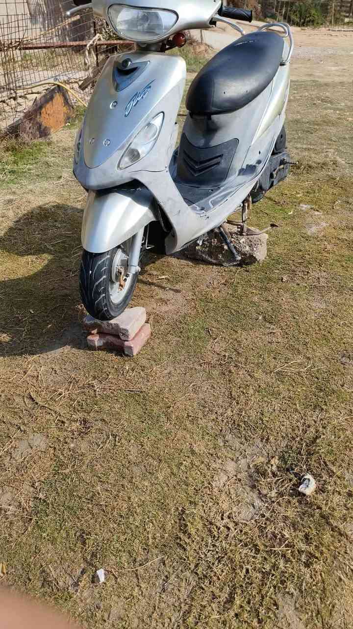 سلام عليكم ماكس منغولي نضيفه مامفتوحه للبيع  سلف شغال هندر شغال كهربائيات كامله مكاني سماوه السعر
هنا  ***********
