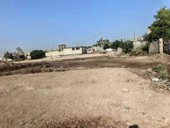 السلام عليكم 🌏
قطعة ارض للبيع حي الحسين المساحة ١٤٥م الوجه 10م والنزال 14م شارع مقابيله 10 م القطعة مدفونة ومحدولة موجودة كافة الخدمات كهرباء بوري ألمي والمدرسة الصينية قريبة ومولد مقاطعة 14 السعر 36 وبيه مجال بسيط  للاستفسار مراسلة الصفحة أو الاتصال ***********
