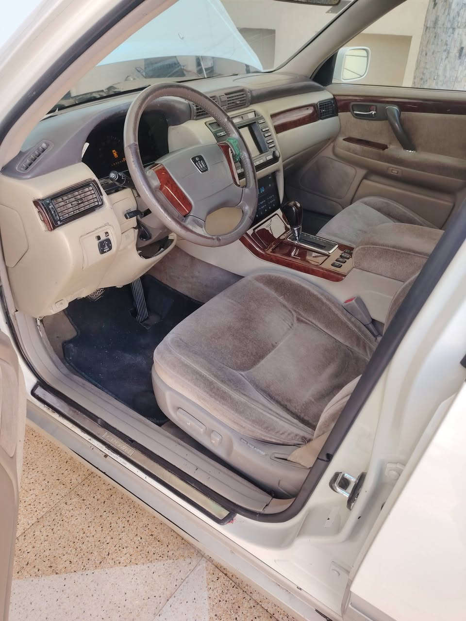 السلام عليكم للبيع ملكه موديل 2002 اصل رقم انبار انكليزي السياره مكفوله من الكص ونقل الجثه والاصولايات مصبوغه القماره والجاملغات الخلفيه الخلفيه لتغير لونها والباقي تبديل بلاديات مكينه vvtشيشيه وبطل كرستال السياره  شاصي 75 كشنات كهرباء 4
ضربتها جاملغ خلفي معمر مكاني بابل السعر 105
مكينه وكير وحداديه خير من الله رقمي ***********
