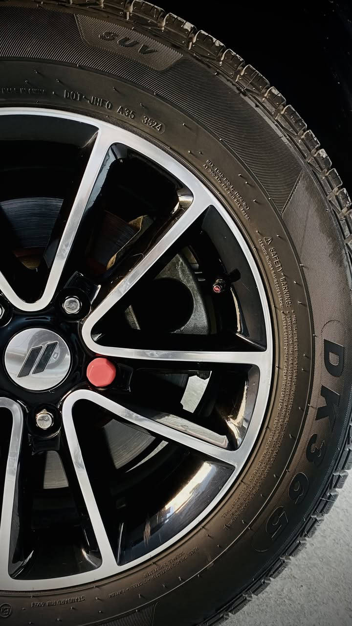 بسم الله الرحمن الرحيم 
جورني موديل 2018
حادثها دعامية اماميه وشويه من البونيد
بيها بارد بصفحة اليمين
ماشية 77 الف كيلو 
سيارة حلوه 
7 راكب 
بصمة تشغيل
بصمة ابواب
شاشة اعطال
كاميرا خلفية وشاشة بالمرايه
تعتيم مراية تلقائي
مخبئ سري عدد 2 ( قاصه )
تبريد 3 قطع ثلج
هيتر بالمري الجانبية
مكينة 2400 اقتصادية 
المكينه والكير بلاد ما مفتوحات 
تخم تاير جديد
الصدر ادامه كامله 
ادامه على منظومه البنزين
سيارة كاملة بمعنى الكلمة  

السعر 139 ورقة 

مكاني ديالى بعقوبة


**إذا كنت صاحب هذا الإعلان وتريد حذفه لأي سبب، رجاءا أرسل رسالة إلى الدعم الفني**