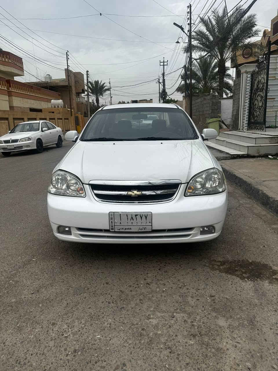 السلام عليكم
اوبترا 2011 خليجي 
سياره صدر محرك تايرات 
تبريد لايتات كله جديد 
متصرف الف عليها فقط 
المكان الي بي معجون تصبغه وبس 
سياره مبدل بنيد نفس الون يعني بدون صبغ 
السعر 77 بيه مجال وماكو بهيج سعر يعني وشي كامل 

***********
***********
