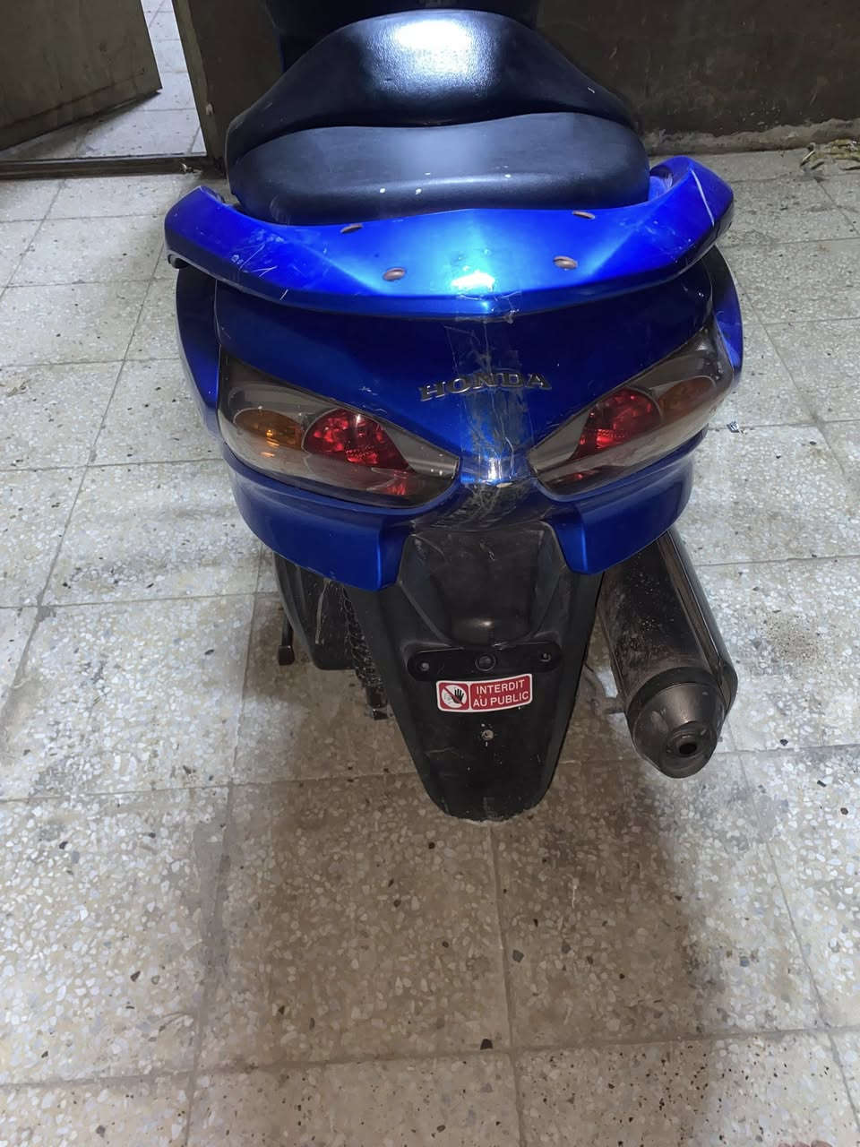 صفر عشره دراجه حلوه عليها ملاحضات علكفرات مكينه وكير مكفولات شلعه ومعد اربع تحويلات مانع نزلاق غنيه عل تعرف مال جناي ***********بغداد
