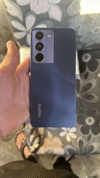 جهاز ريلمي s75  البيع  ذاكره 256 جهاز نضيف كلش ١٠٠_١٠٠  صار شهر من ماخ...