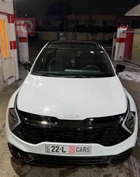 سياره سبورتج 2024 سياره جديده مناقصها كلشي ماشيه قليل فول مواصفات بلاك...