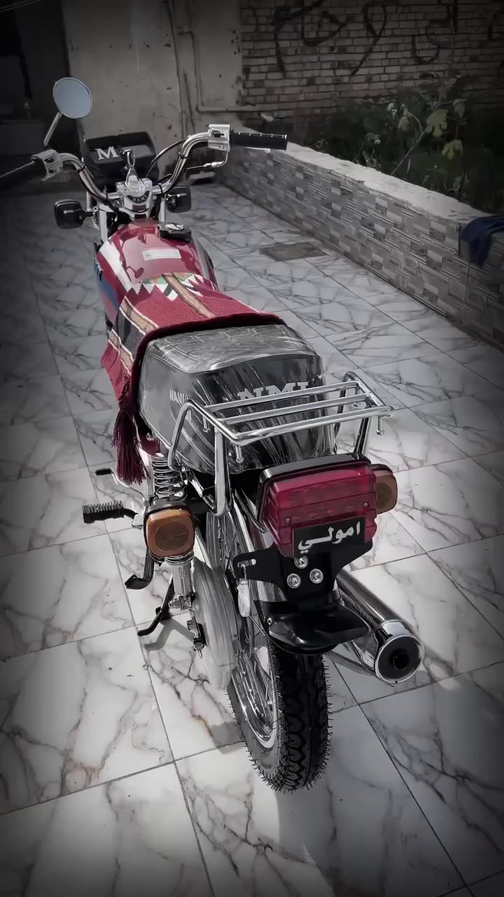 يرانيه البيع وراق سكنر مبدلهه دهن مره وحده وما طلع بيهه ماشيه اقل ٣٠كم***********
