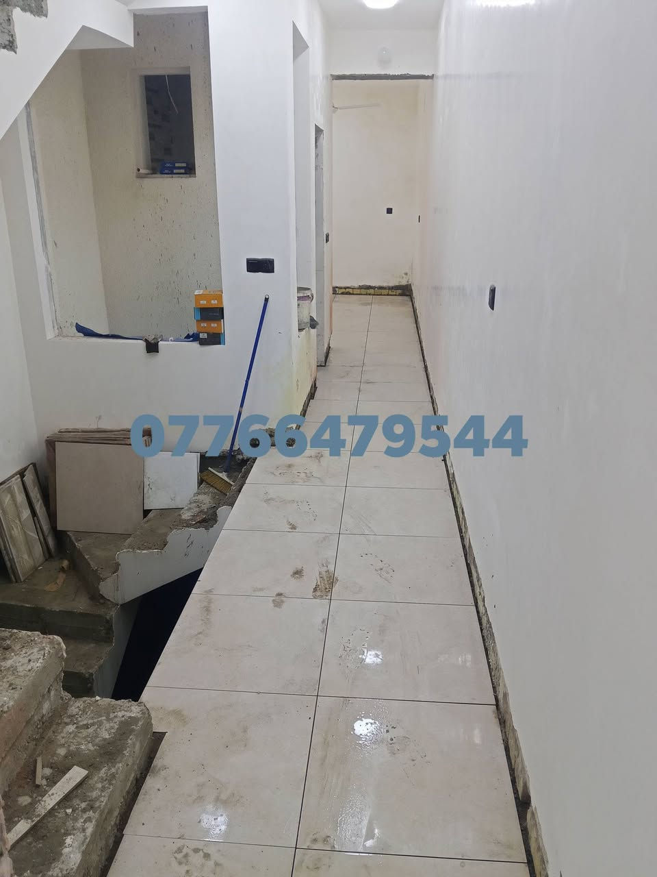 السلام عليكم خلف لانواع التطبيق البورسلين وكاشي ومرمر وجدران وارضيات وبيات درج وشغل د درجه اولى السعر مناسب لجميع انواع البورسلين والمرمر تواصل على الواتساب ***********
