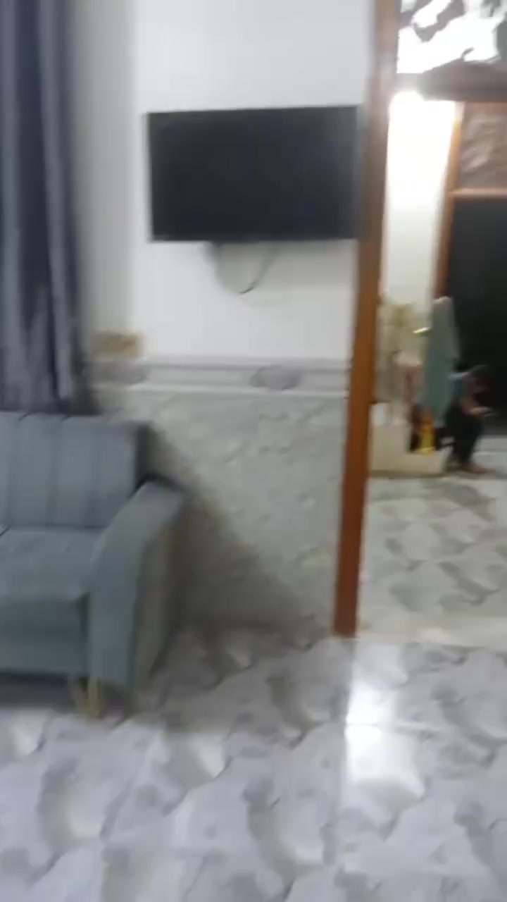 بيت للبيع طابو زراعي سند 25 المساحه 150م واجهيه 10م نزال 15م يتكون من استقبال وصاله وغرفتين نوم ومطبخ وصحيات داخلية وخارجية ألموقع قضاء الحسينية منطقة الصلامية الثانية السعر 80 مليون قابل للتفاوض تفاصيل أكثر الإتصال على الرقم ***********
