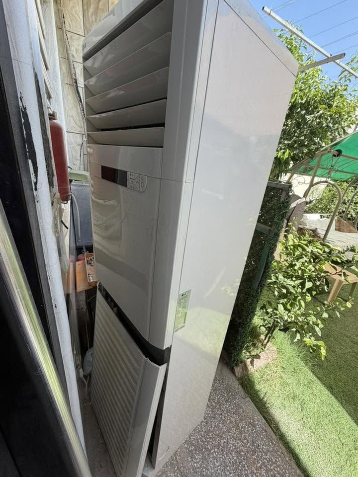 سبلت   3طن LG الاصلي  بي مشكله بسيطه يعني. يمكن شحن غاز  ول وايرات مال قطعه خارجيه شويه تعبانه يردلهن شغل السعر750  وبي مجال لل شراي *********** القطعه اشغلها شهر بل سنه والله كلش نظيفه
