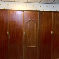 كنتور خشب ثقيل ونضيف صاج وجه وكفه للبيع سعره 350 اتصال هاتفي 077530340...