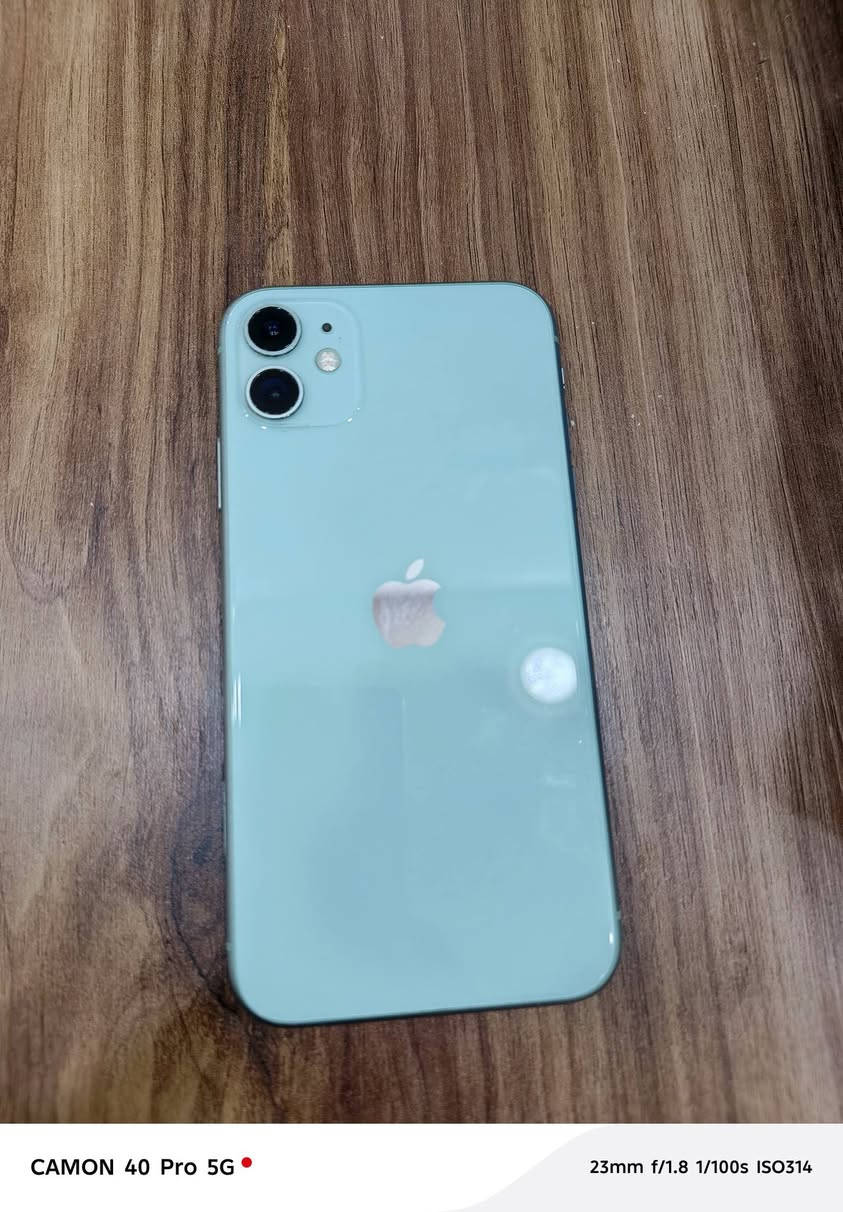 سلام عليكم ايفون11عادي ذاكره 64 نضافة ٪100 نموذج M كلش نضيف ومامفتوح ولا داخل صيانه ابد بطاريه 72 سعرة 215 وبي مجال بسيط مكاني بغداد حي الجهاد *********** وبلعافية على الي ياخذه
