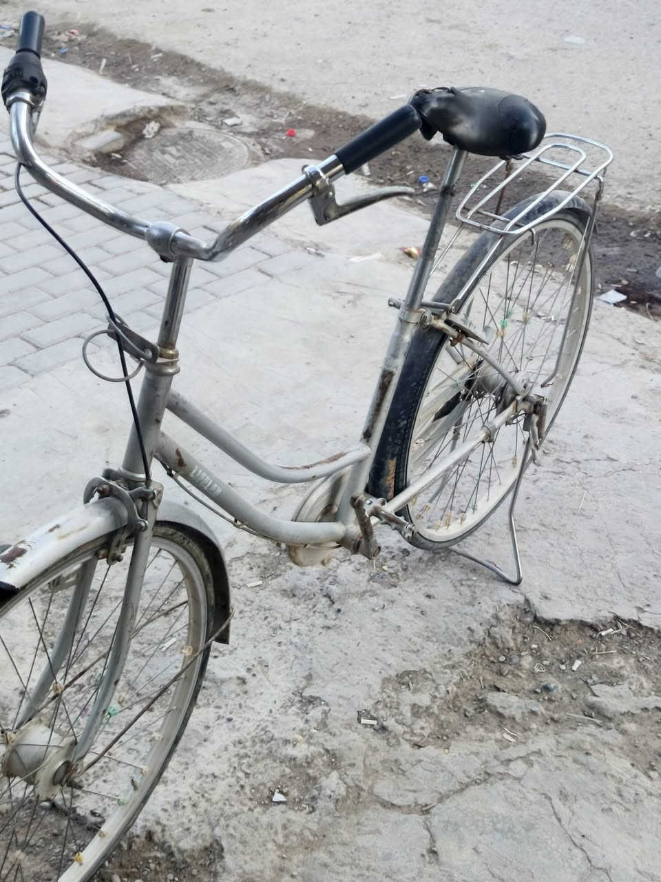 للبيع ب 25 الف
يرادله جوب وشوي تعديلات


**إذا كنت صاحب هذا الإعلان وتريد حذفه لأي سبب، رجاءا أرسل رسالة إلى الدعم الفني**