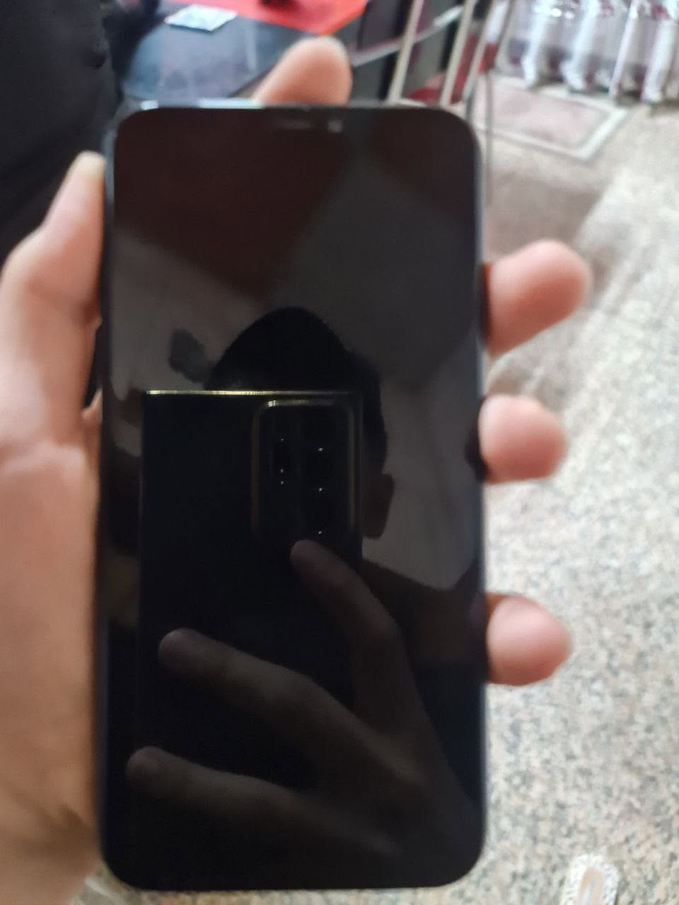 سلام عليكم…
جهاز ايفون x عادي لون ابيض. ذاكرة 256 GB. نظام iOS 16.7 متوقف. يشغل 60 فريم ببجي. مبدل شاشة وبطارية السعه 100% والضهر مكسور مأيأثر على اي شي وتكدر تخفي نفس ما اني مسوي. سماعة الكاميرا ضعيفة. وسماعة المكالمات ماتشتغل اله مكبر. بسعر 100 الف فقط. توصيل مامتوفر. للتواصل على الواتساب فقط الفيس ما ارد على الي يراسلني *********** ملاحظه الجهاز ماناقصه اي شي كاعد استعمله اني.
