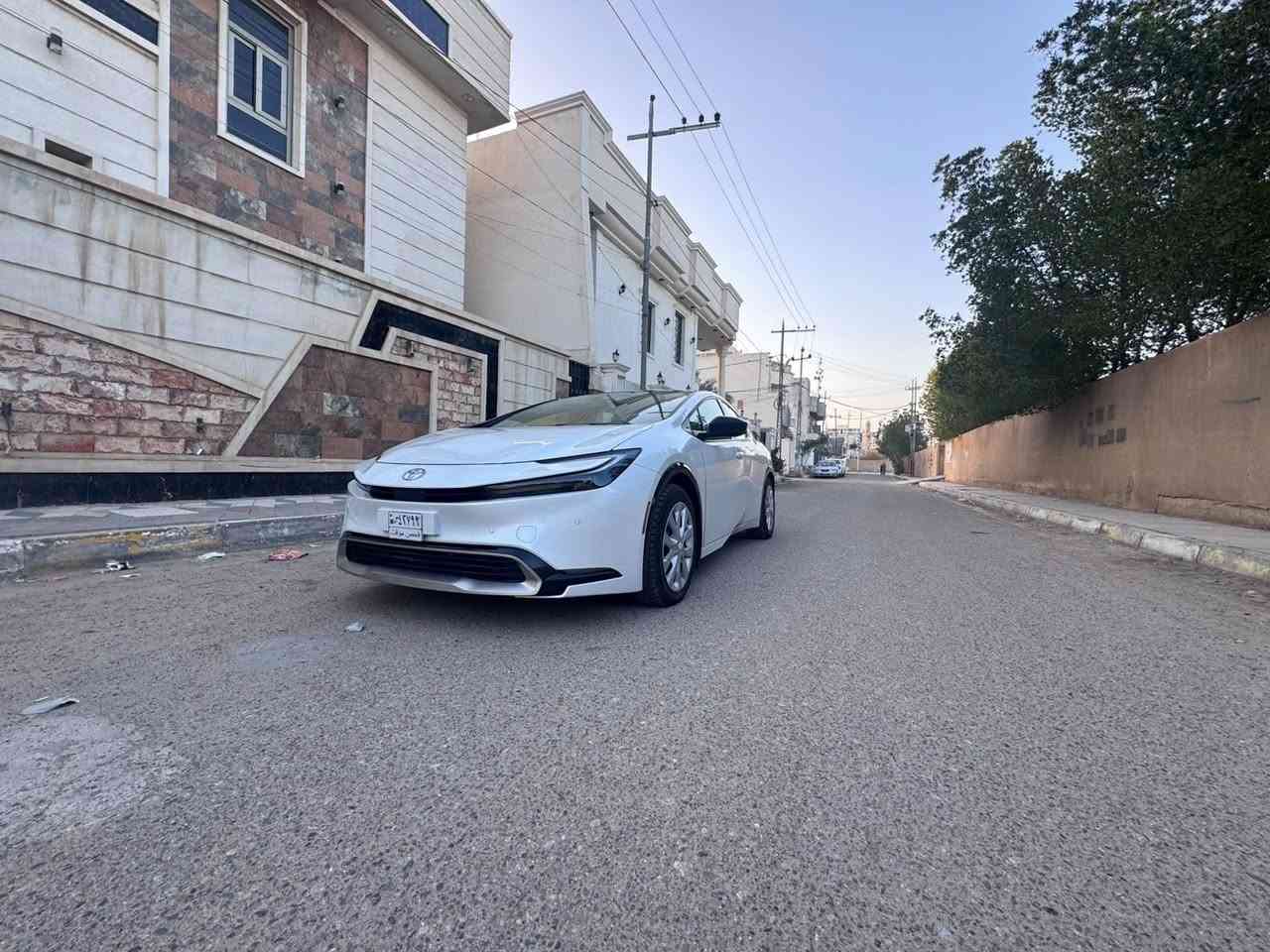‏تويوتا بريوس هايبرد بلاكن ان  موديل 2024
اللون :- ابيض 
صنف :- XSE
قوه المحرك :- 2.0 Hybrid
المسافة المقطوعة :-  8 الاف فقط
ثلاث انظمه شحن هايبرد بانزين
تمشي بالشحنة 100 كيلو بدون تشغيل المحرك 
مقاعد جلد اسود 
مقاعد كهرباء
تدفئة مقاعد 
تدفئة ستيرن
بانوراما 
بصمه 
بصمه ابواب 
تحكم ستيرن 
رادار امامي 
رادار مري ايمن 
رادار مري ايسر 
حساسات خلفيه 
حساسات اماميه 
كامره خلفيه 
هند بريك كهرباء 
اربع انضمه قياده 
‏SPORT.ECO.NORMAL.CUSTOM
شاشه كبيره لمس 
تبريد شاشه بيانو 
شاشه دشبول الكتروني  
نضام اوتو ايفي
مانع انزلاق
تحديد مسار
نضام كروز 
لمس اناره داخليه 
لايت LED 
اوتو هولد 
حساسات ابواب 
السياره بدون حادث بارد فقط
دعامية خلفيه اصليه نفس اللون
 للاستفسار الاتصال ع الرقم 

+964 788 477 7090

( السعر 179 ورقة )

اعتذر جدا عن المراوس للبيع فقط


**إذا كنت صاحب هذا الإعلان وتريد حذفه لأي سبب، رجاءا أرسل رسالة إلى الدعم الفني**