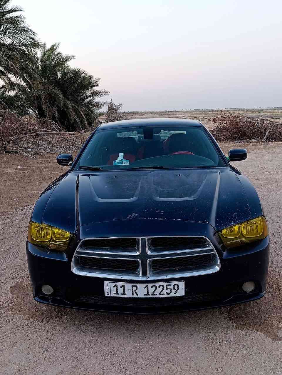 شارجر 2014 لون نيلي رقم بغداد بسمي الدولي بيها رشات صبغ مكفولة من الضربه القويه والكص والعيب الشرعي والصبغ العام والحزام السياره جاهزه مكينه كير حداديه تبريد تخم تاير مواصفات معروفه بصمه تشغيل بصمه ابواب تحكم استيرن ويلكب حساسات أمامية وخلفية محرك 6 سلندر وباقي المواصفات المعروفه السعر 125 وبيها مجال للشراي للاستفسار الاتصال على الرقم *********** مكاني ناصريه للبيع او المراوس حسب القناعه ملاحضه السياره يرادلها تلحيضات بسيطه مثل ما موضح بل صور
