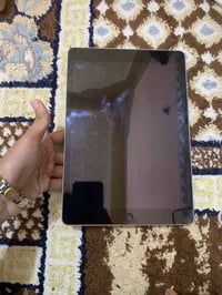 آيباد ٩ • ٦٤ • شحنه يخبل