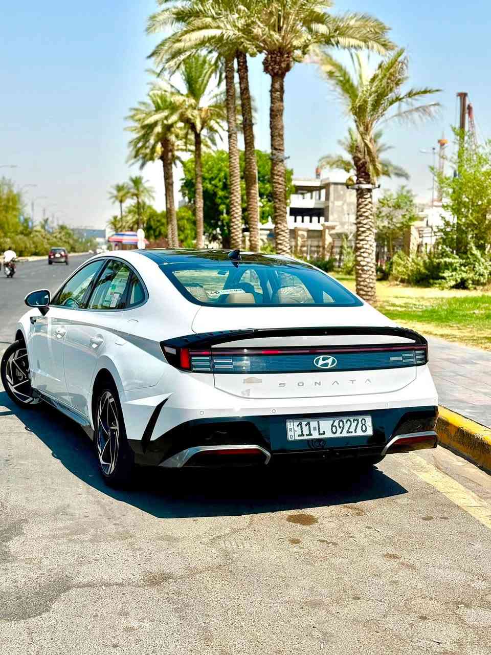 سوناتا 2024 للبيع
خليجي وكالة بانزين محرك 2500
مكفولة كفاله عامه من البارد والصبغ 
بيها فقط صبغ بلدعاميه 
ماشية 49 الف  كيلو 
فول مواصفات 
اعلى فئة بالوكالة
بانوراما
جلد داخل قرميدي
حساسات 
كامرة 
تحكمات
رادار
كير تعليك
تبريد منفصل قطعتين 
بردات
وكثير من المواصفات 
رقم بغداد 
السعر 210$ ورقة وبيه مجال بسيط كلش

 العنوان بغداد السيديه 

***********
