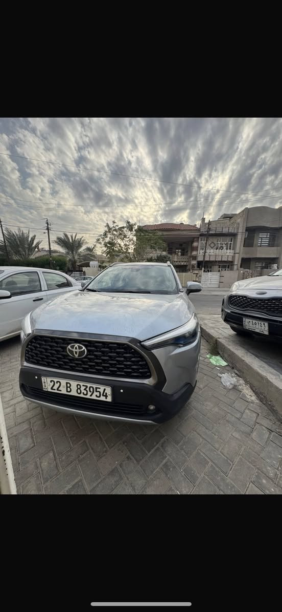 كورلا كروز للبيع  موديل ٢٠٢٢  مكاني  بغداد الطالبية  الاتصال *********** السعر ١٦٠
