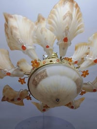 زوج ثريات • ٣٠