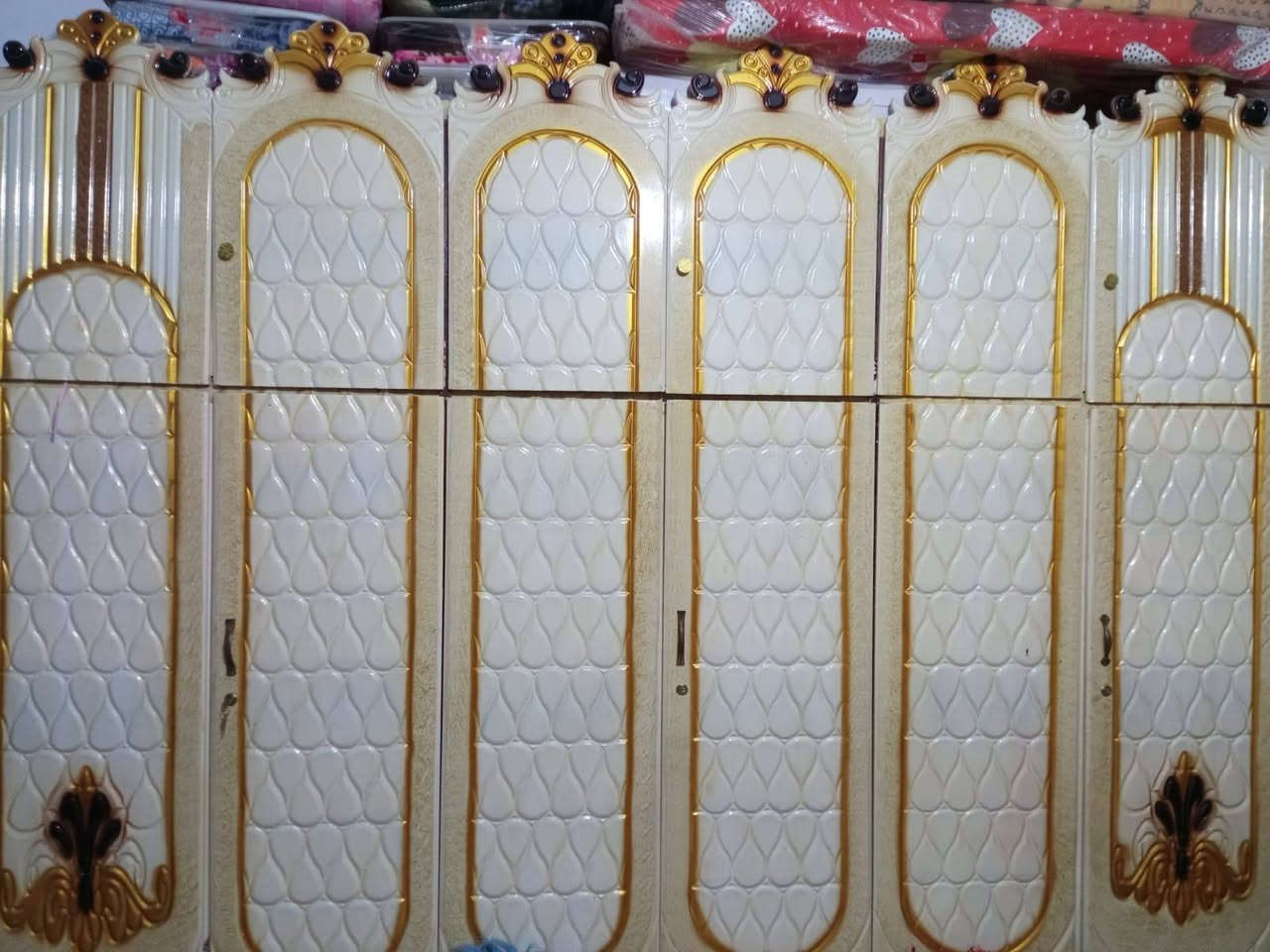 سلم عليك غرفه البيع مكاني غراف سعر850وبيه مجال لتواصل عرقم***********
