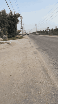 يا الله السلام عليكم دونم للبيع 
سند 25مداور مباشر بااسم المشتري دونم حلو وموجهه

يبعد عن الشارع الرابط بشارع 100 وشارع بزل حجي علي حوالي 500متر النزله تبليط مالته متوفر ماء وكهرباء 

الدونم يصلح سكن 🏡

ويصلح زراعه 

ويصلح مخزن 

شارع عرضه 14متر 

استسفار اكثر الاتصال على الرقم ***********
