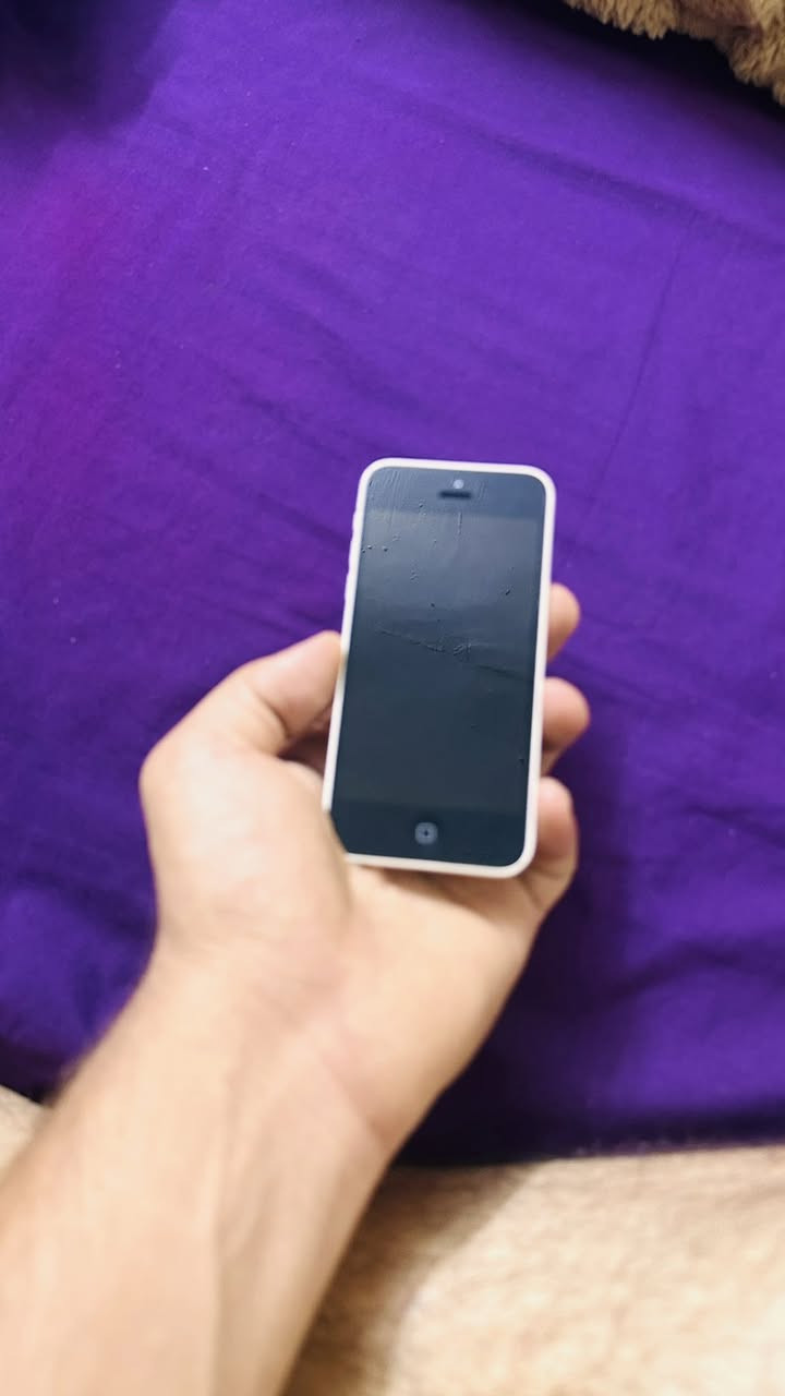 ايفون4اسعر٥٠٠.     ***********
