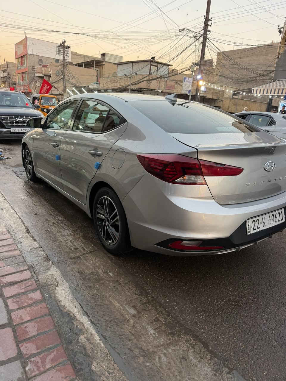 السلام عليكم للبيع بسعر مناسب النترا ٢٠٢٠ كير اي تي سيارة جديدة مابيه أي نقص بيه صبغ صفحه صور حادث وسونار بلمنشور بدون دواخل شرط رقم اربيل جديد هزة جديدة كل التفاصيل بالمنشور تحويل ثاني يوم السعر ١٠٣ قفل قفل مابيه أي عمله مكاني بغداد الجديدة رقمي ***********

