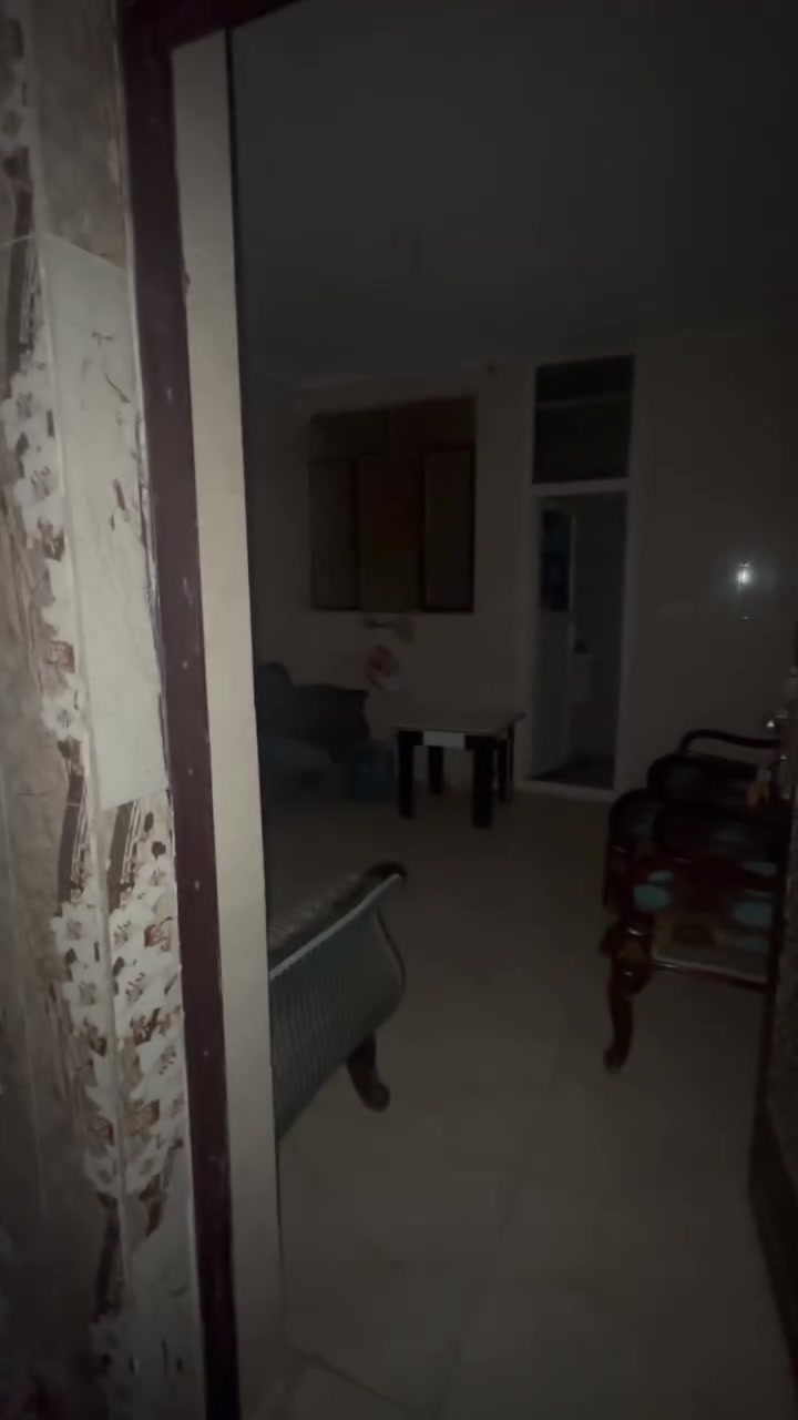 شقه للايجار طابق اول تحتوي على غرفتين وهول ومطبخ مشترك الموقع: الاخطل قرب جامع الصديق السعر:500
للاستفسار:***********
