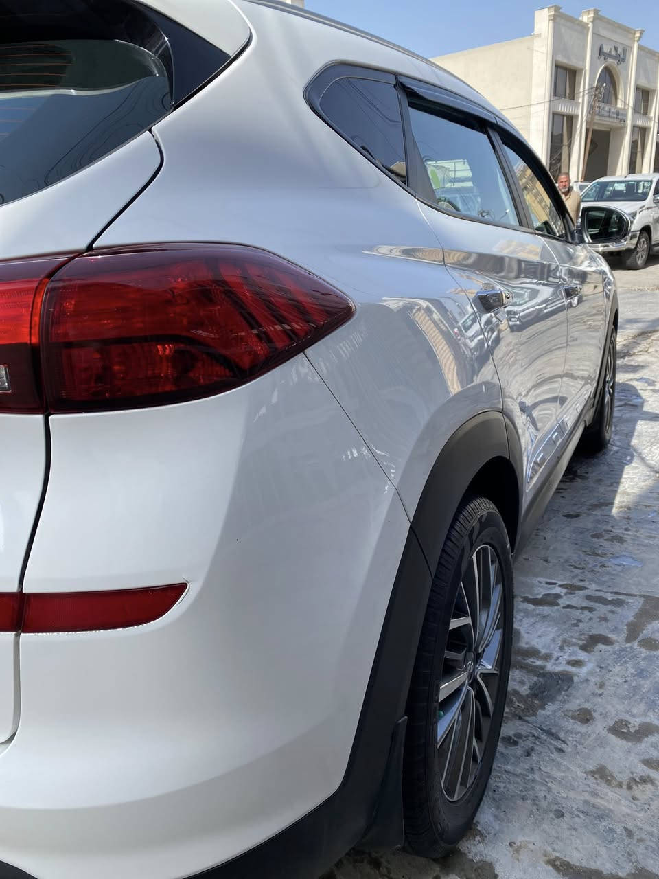 توسان 2021 وارد امريكي
حادث جاملغ وبنيد 
السونار داخل المنشور
ماشية 28 mi
مواصفات شاشة تحكمات حساسات
بصمة دخول ذكي سايد بريك بصمة مودات كراسي كهرباء
شاشة عرض العطلات
السيارة جديدة بمعنى الكلمه 
باسمي تحويل مباشر
السعر 172$ 
العنوان بغداد معارض النهظه 
***********
