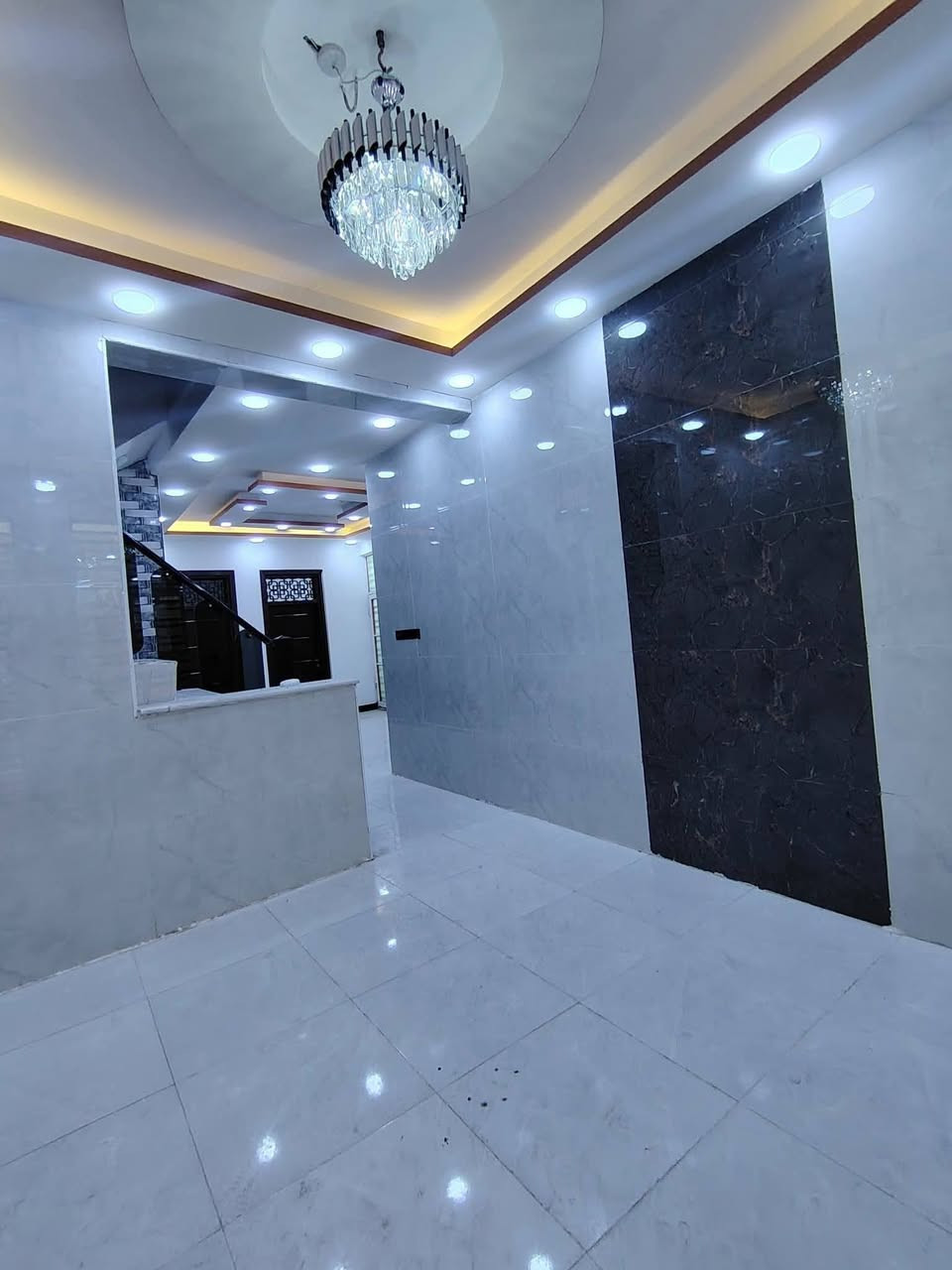 دار للبيع 🏡
 شغل نضام تركي كلش مرتب👌🏻
150 متر  #سند_25
بسعر 59 مليون #قابل_للتفاوض

غرفتين/صاله/مطبخ/صحيات 2/استقبال
كراج كبير/مكشوفه 
ماء/كهرباء/سوق/مدارس/تبليط #عرض_15

#طابو_زراعي_سند_٢٥_أقرار #عرض_جدا_مناسب 

الموقع 🏡 نجف/شارع الصب عمود 311
للتواصل
#بيع مستعجل 

***********
