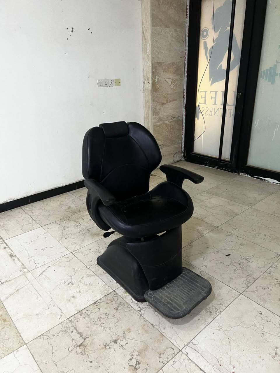 السلام عليكم كرسي شيروكي نضيف جدا للبيع مكاني بصره الموفقيه


**إذا كنت صاحب هذا الإعلان وتريد حذفه لأي سبب، رجاءا أرسل رسالة إلى الدعم الفني**