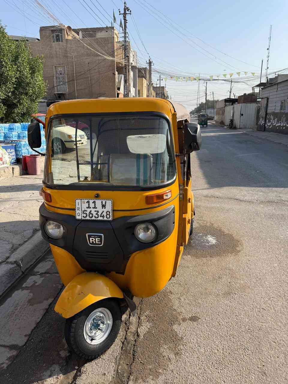 سلام عليكم تكتك موديل 2021  بيه طخات  بسيطه  العنوان الشعب  يم سوق اربع تلاف السعر 8ونص وبيها مجال 
رقم الهاتف ***********
