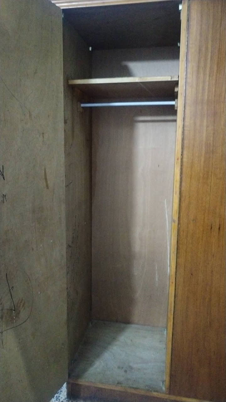 سلام عليكم كنتور صاج ٤ بوب تفصال داخل وخارج صاج سعره ٢٠٠
سرير نفر خديد ثقيل سعره ٦٠
نص تخم قنفات 5 مقاعد قنفه كبيره وكرسين ابو كوشات سعره ١١٠
مكاني عامريه الاسعار بي مجال بسيط للشراي
***********
