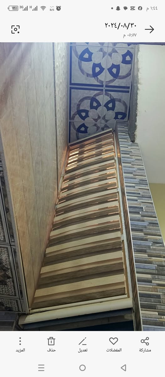 سلام عليكم بيت للبيع حي النداء المنطقه بل 50الف  قريب جمله ريحانه المصطفي الركن شارع60.اوتنزل 3ساحه عل يسره البيت  التفاصيل البيت بسمي طابقين عل ساحه الوجهه 6انص مربع غرفتين وصاله الغرف بيهن اسويته الفوك اوجوه استقبال اوصاله اومطبغ حار اوبارد بناء.درجه اوله  المساحه٦٥متر .........السعر 72.مع المجال  الاتصال عل واتساب او رقم ***********
