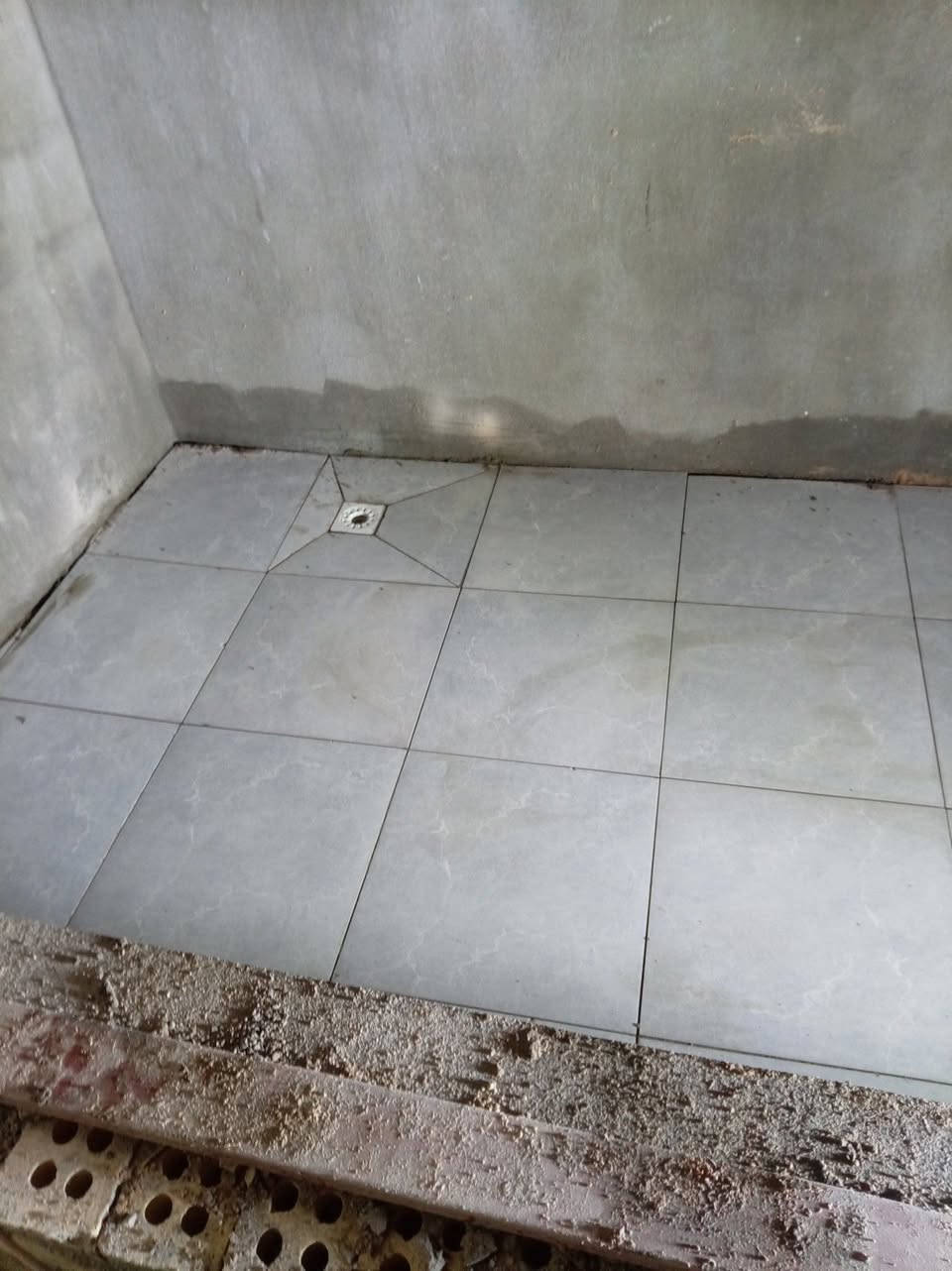 خلفه سيراميك ومرمر بورسلين جداري وراضيات ودارج رقم الهاتف التوصل وتساب ***********
