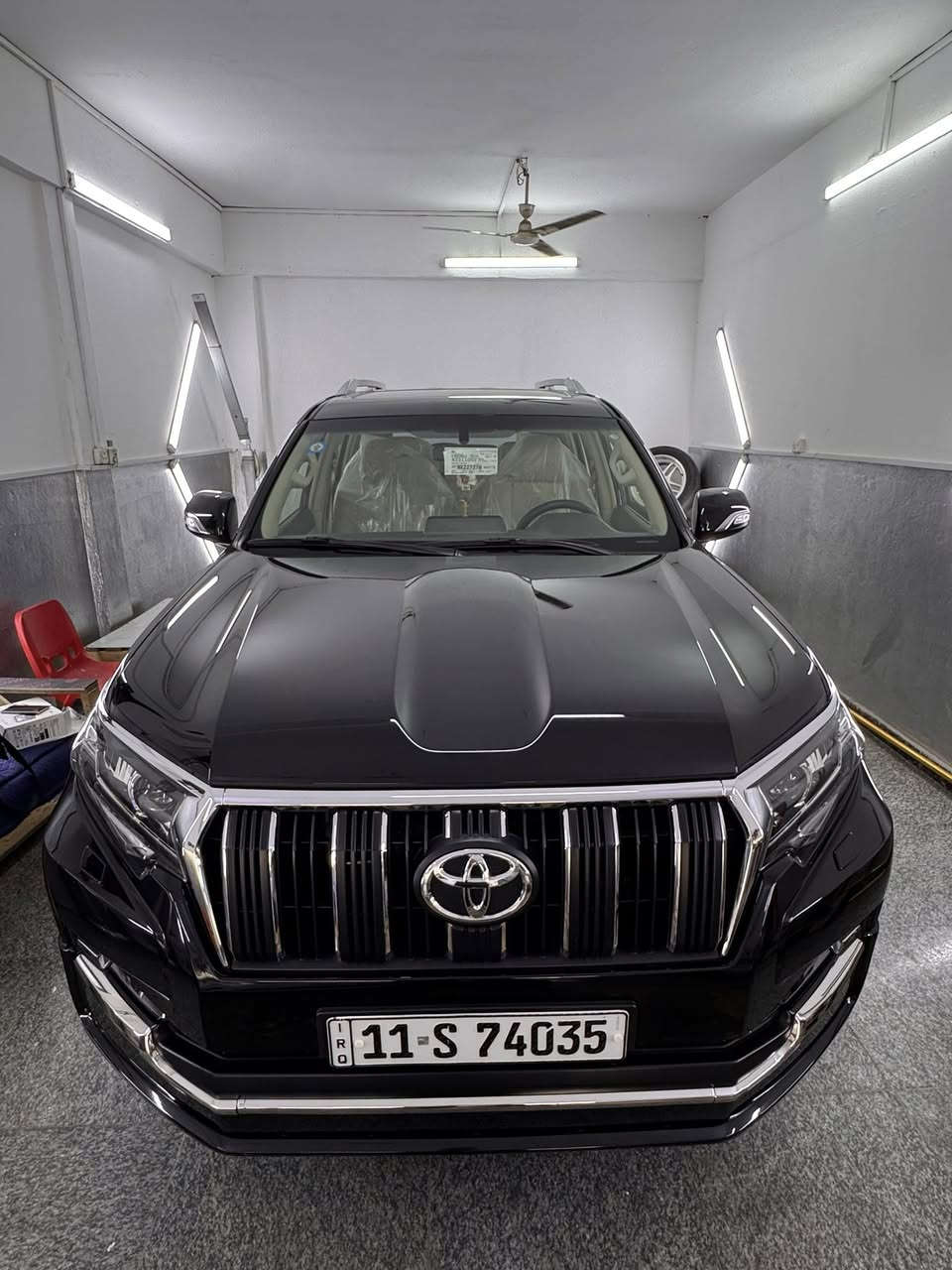 للبيع او مراوس برادو موديل 22 بحالة الوكالة جديده لوك ماشيه 20 الف فقط موصفات txr معروفه ، 
بيه فقط ع كد شبر بالدعميه الخلفيه صبغ ، 
رقم بغداد مكانه المنصور شارع 14 رمضان ، 
سعره 44000$ اربع دفاتر و 40 ورقه 
رقم تلفون ***********
