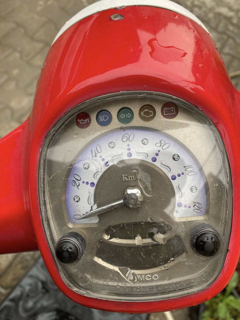 السرعة 120
الدراجة بلادي وتخبل نكرة سلف نقصها بس الكفر مضروب مثل مموضح بل صورة 
السعر 300 وبيها مجال 
مكاني الحرية 
*********** سراي دك علية وتدلل
