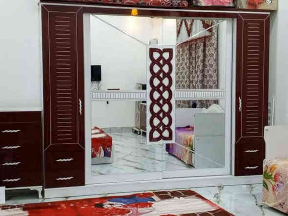 غرفه نوم تركي نضيفه ٨ قطع
للبيع السعر ٤٥٠ للستفسار مراسله الصفحه او ***********
