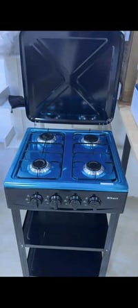 طباخ ٤ عيون • هيكل قوي • رفوف تخزين