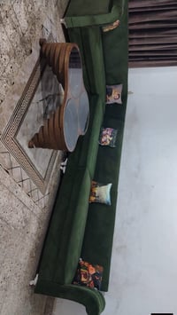 ١٠ مقاعد • طبلة وسطية • نضيف