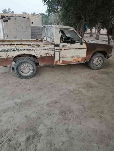 سلام عليكم بيكم الل بيع رقم قادسيه باسمي سياره جاهزه سدر جديد تخم تاير كهربائيات شغاله سعر 15وبيهه مجال الل شراي مكان دوانيه قضاء عفك ***********
