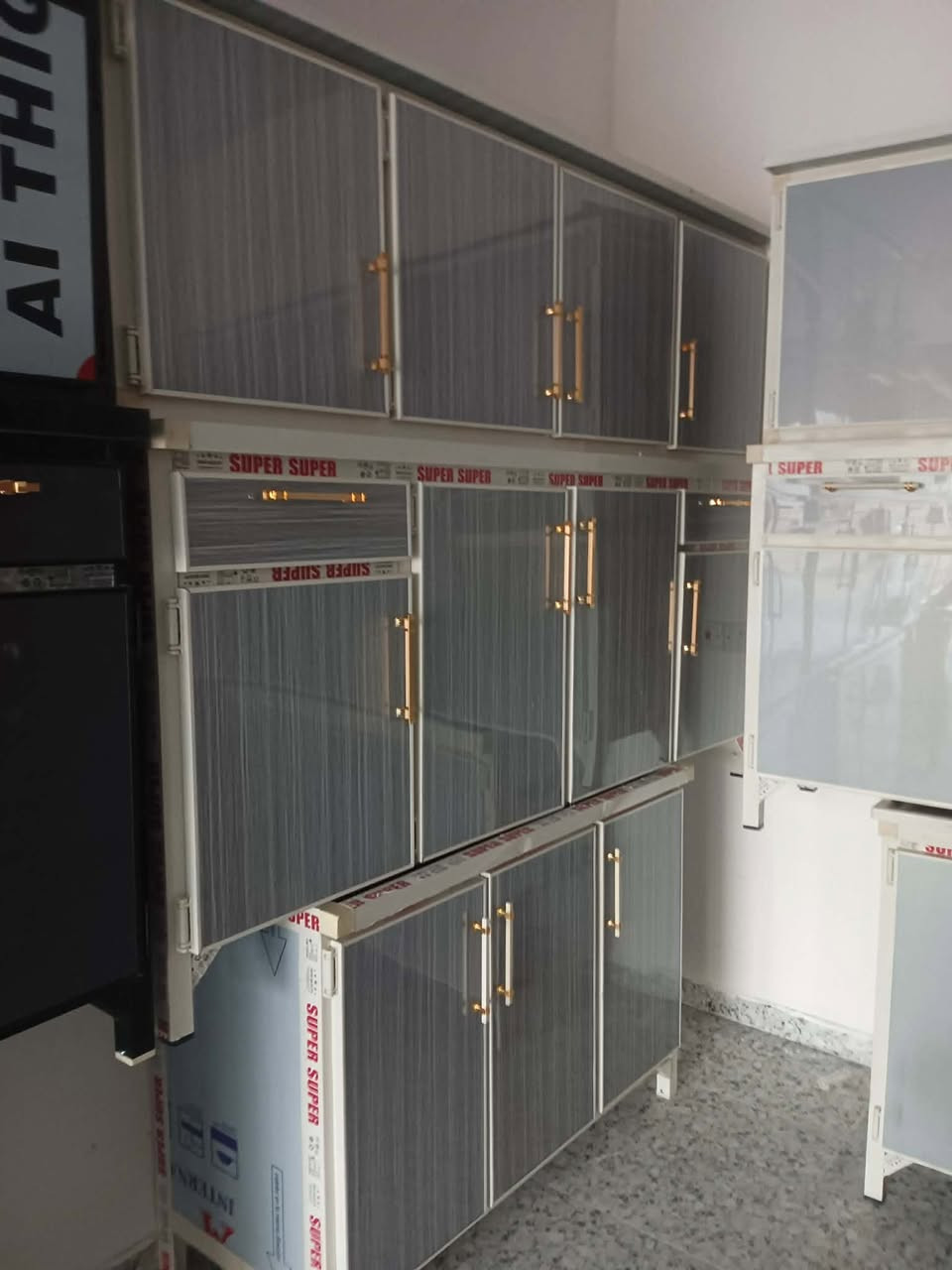 كاونترات جميع ألقياسات وألألوان متوفره
ويوجد استبدال مستعمل بجديد
 ألان لدى مجمع ألسيد عمار للأثاث ألعنوان تكريت مجاور ألمحكمة ألقديمة وكاتب عدل للأستفسار ***********
