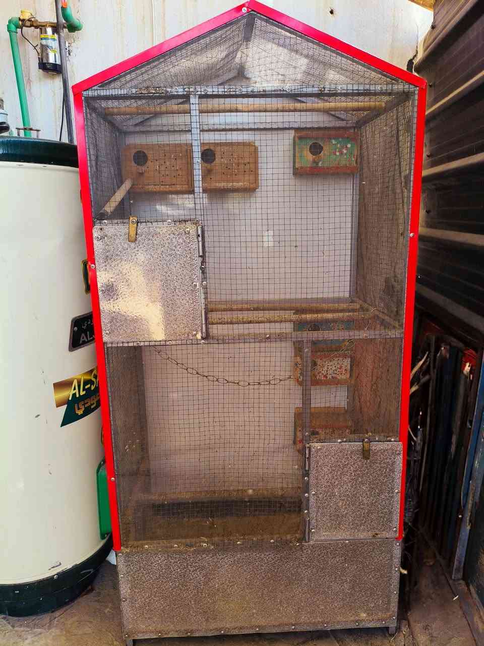 قفص تفصال حديد الارتفاع 165 العرض 80 و النزال 53 سعر 80 بي مجال بسيط لايوجد توصيل ***********
