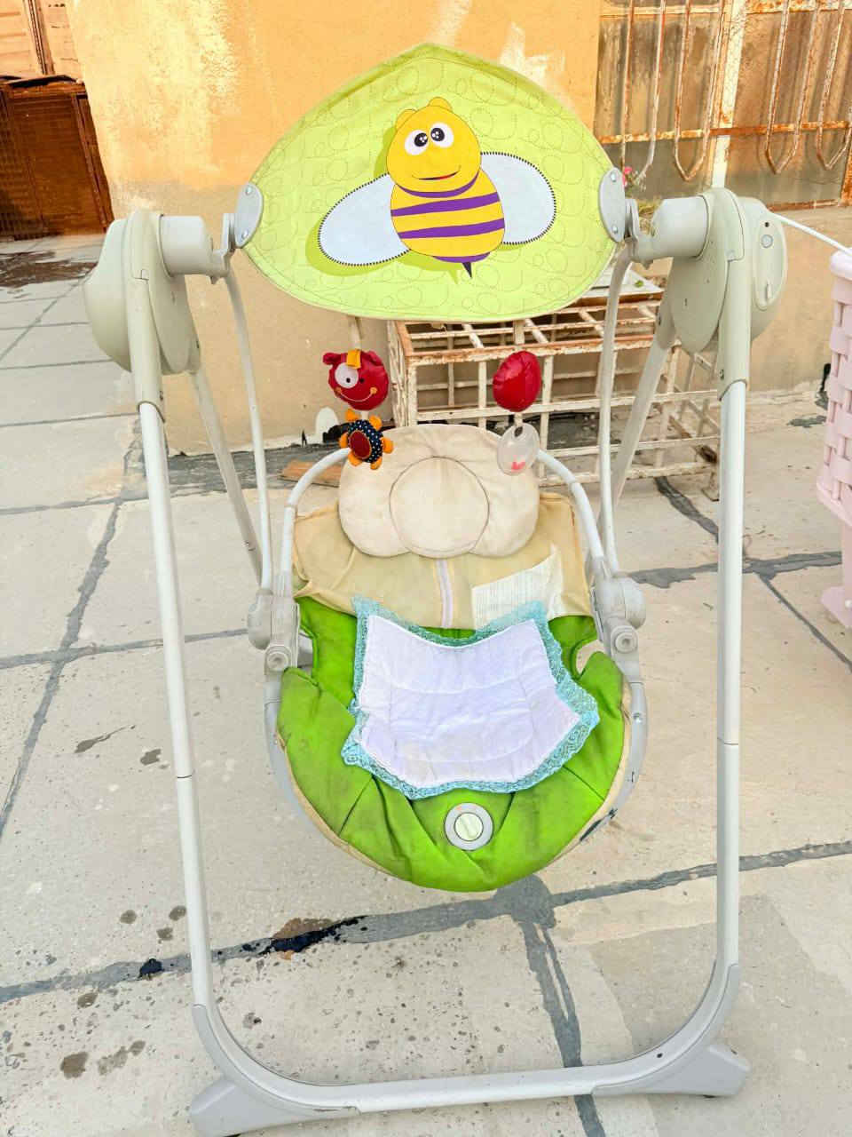 كاروك اطفال (الكاروك الوردي فاتح) حجم كبير نضيف مابي اي شي سعرة 15 ألف وبي مجال _(الكاروك الاخضر) نضيف ويشتغل شغال مابي اي عطل سعرة 10ألف قفل _(الكاروك الوردي غامق) كذالك نضيف مابي اي شي سعرة 10 ألف قفل العنوان بغداد _مدينة الصدر قطاع(٣٨)مقابيل جامع الامام علي الاكبر (ع) الرقم *********** موجود واتساب مازنجر فقط وموجود 24 ساعة
