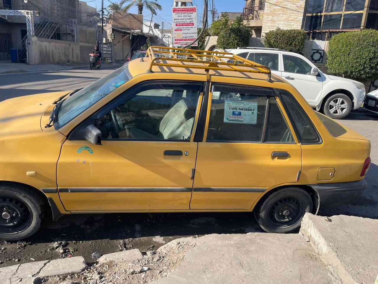 السلام عليكم للبيع سايبه 2014رقم بغداد  السياره مكفوله  مال جناي ميحتاجله شي السعر35 بيه مجال للشراي المكان بغداد للتواصل على ***********
