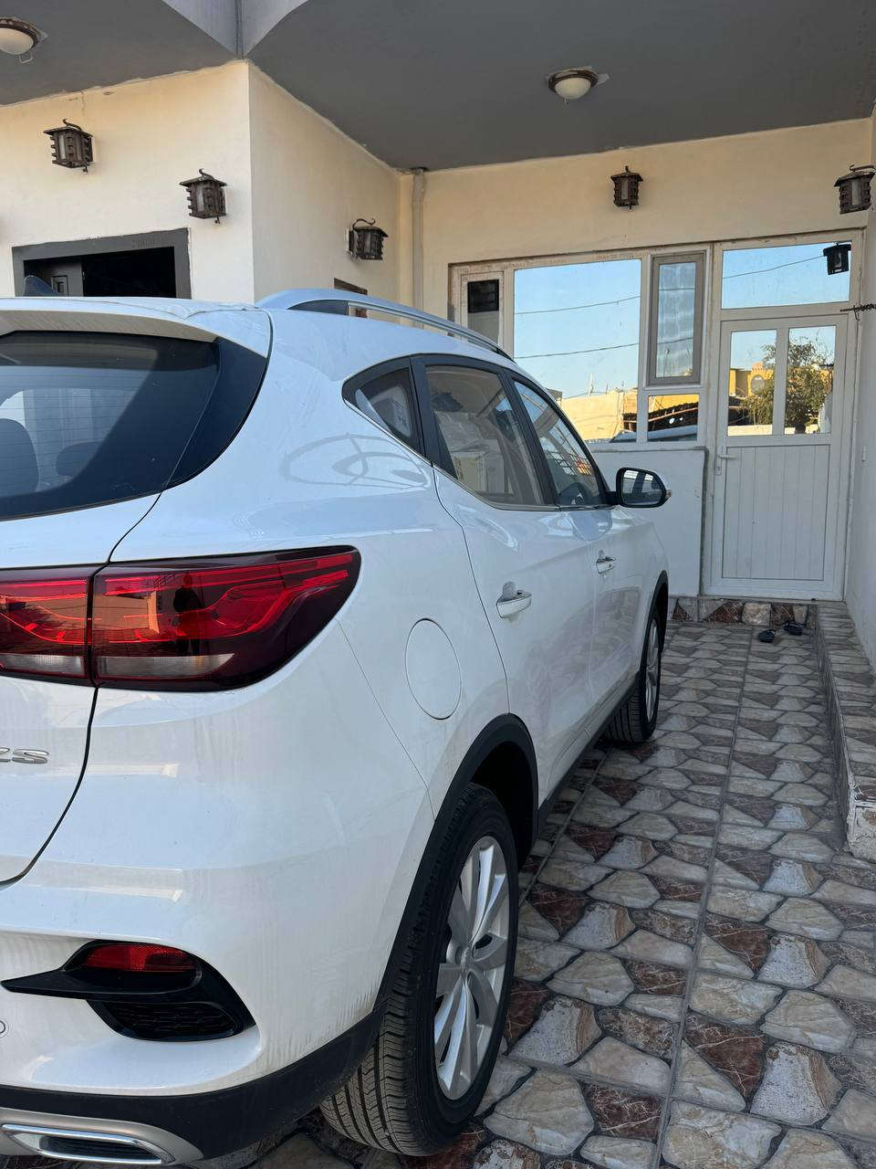 موديل 2025 موصفات كومفورد ماشي 28000 بل جاملغ تعديل بكد إصبعين رقم اربيل بسمي سعر150 رقم الهاتف *********** كركوك, العراق
