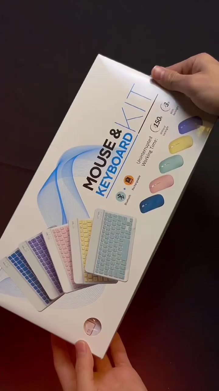 طقم الأناقة والإنتاجية: كيبورد وماوس بلوتوث ⌨️🖱️
• ثنائي اللغة: يدعم العربية والإنجليزية بوضوح 🇸🇦🇬🇧
• تصميم فائق النحافة
• توافق شامل: يعمل مع الحواسيب، الآيباد، والهواتف الذكية (عبر البلوتوث) 📱💻
• بطارية تدوم: الكيبورد يعمل بالشحن (حتى 150 ساعة تشغيل)، والماوس يعمل ببطارية AA
المواصفات السريعة:
• الألوان: سمائي مميز 💙 | أسود فخم 🖤
• الأبعاد: كيبورد (2515 سم) | ماوس (5.711.3 سم)
• الملحقات: كابل شحن USB مدمج.

السعر: 15 الف فقط و التوصيل مجاني


**إذا كنت صاحب هذا الإعلان وتريد حذفه لأي سبب، رجاءا أرسل رسالة إلى الدعم الفني**