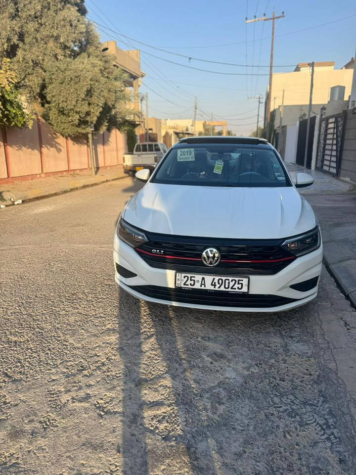 السلام عليكم جيتا  19للبيع الضرر قطعه وحده بدون دواخل ***********السعر 140
