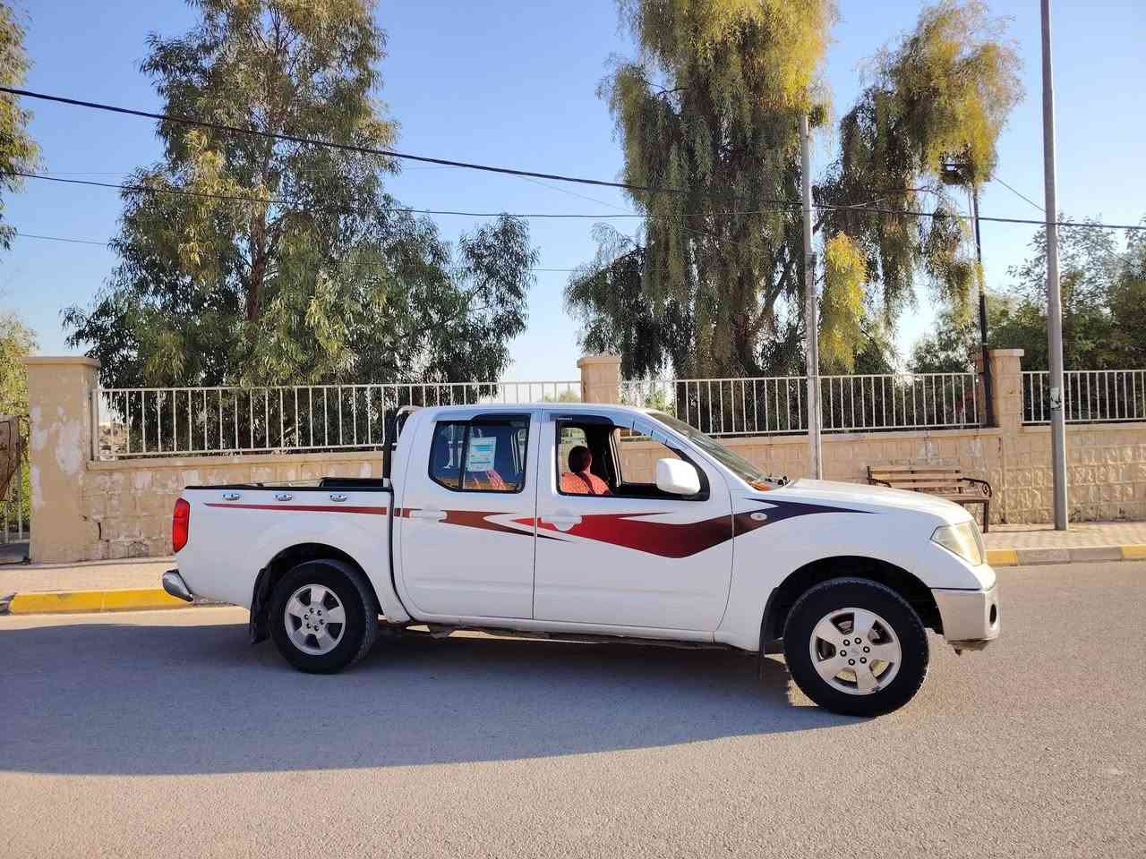 سلام عليكم من رخصه الادمن
نافارا 2013 رقم أربيل فول بس كير عادي

مكفوله كفاله عامه من الضربه ولحادث

بيها صبغ بس يم الدعاميه الخلفيه علا كد شبر

سنويا ٢٠٢٣ منتهيا

محرك كير تبريد شرط

اربع تايرات جدد

للاستفسار ***********
*********** 
بيها ملاحظات صغيره كم رصعه بس صغيره

الباقي علا وضع الشركه شرط 

سعر 110 وبيها مجال قليل
بيع فقط بدون مراوس
